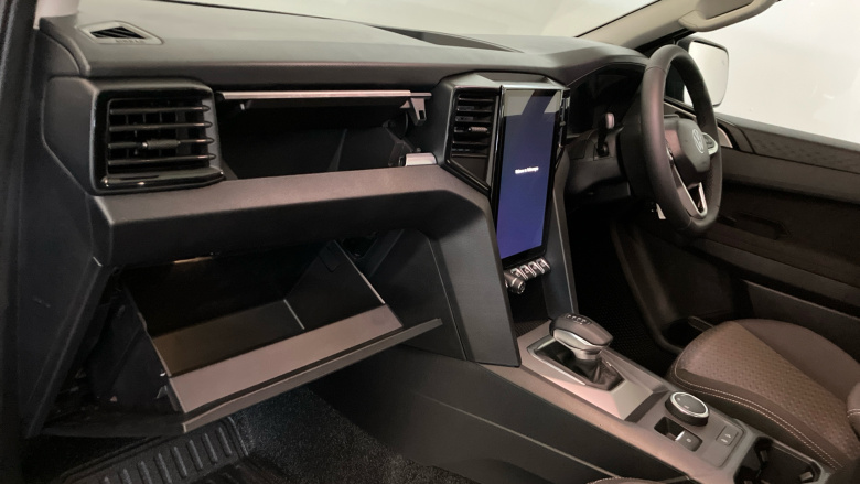 Volkswagen Amarok Diesel D/Cab Pick Up Life 2.0 TDI 205 4MOTION Auto